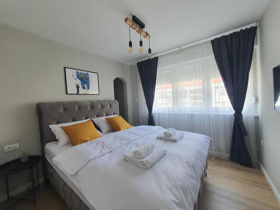 Jazz Stan Na Dan Appartement Brčko Buitenkant foto