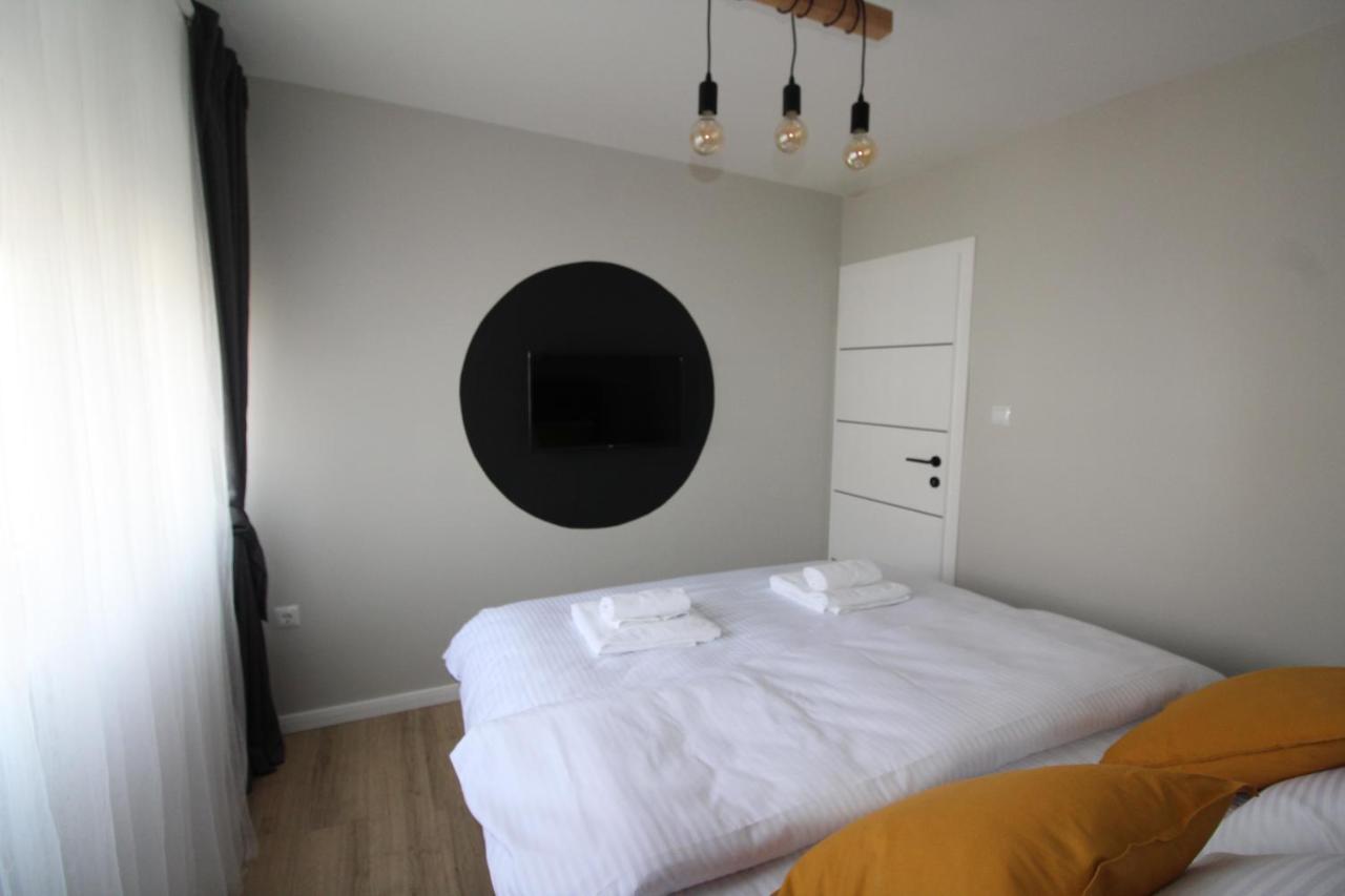 Jazz Stan Na Dan Appartement Brčko Buitenkant foto